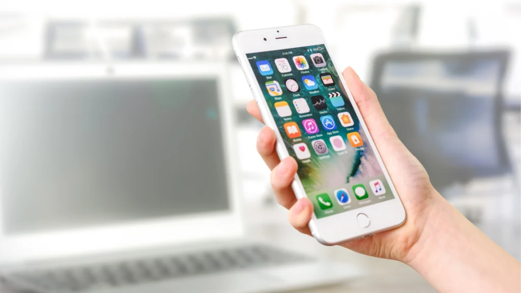 Interface iPhone pour programmer l'envoi de SMS